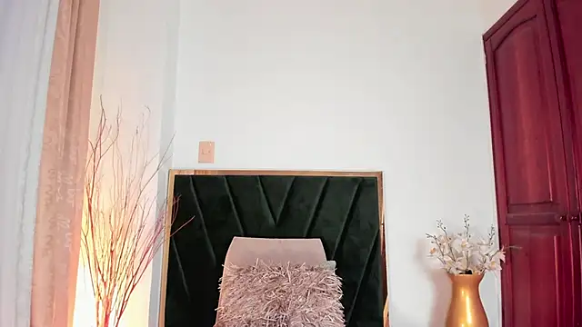 AlissaNix online show from 02-27-25, 11:37