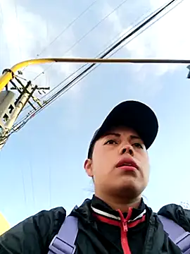 Snapshot of _andrea30 chatting on 11-01-25, 11:12 andrea30 online show from 11-01-25, 11:12