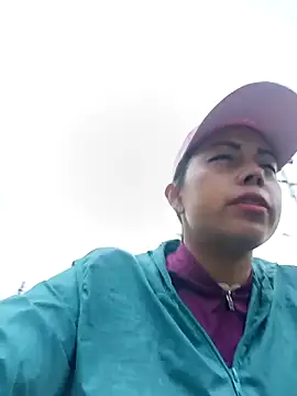 Snapshot of _andrea30 chatting on 11-15-25, 11:07 andrea30 online show from 11-15-25, 11:07