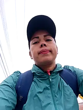 Snapshot of _andrea30 chatting on 12-15-25, 11:47 andrea30 online show from 12-15-25, 11:47