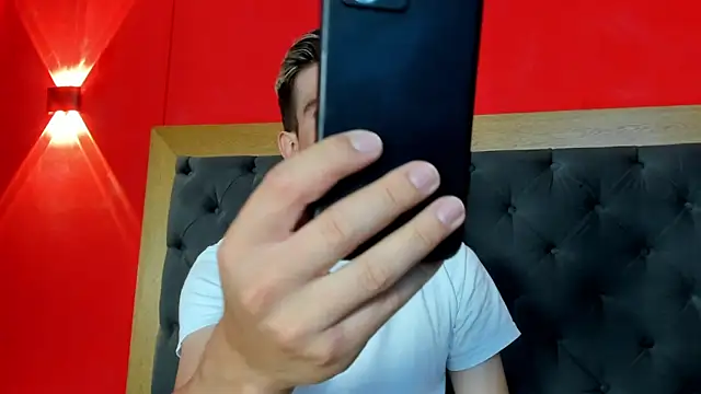 MikaelSlow online show from 02-06-26, 12:26