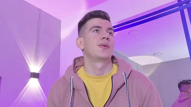 MikaelSlow online show from 04-09-26, 03:50