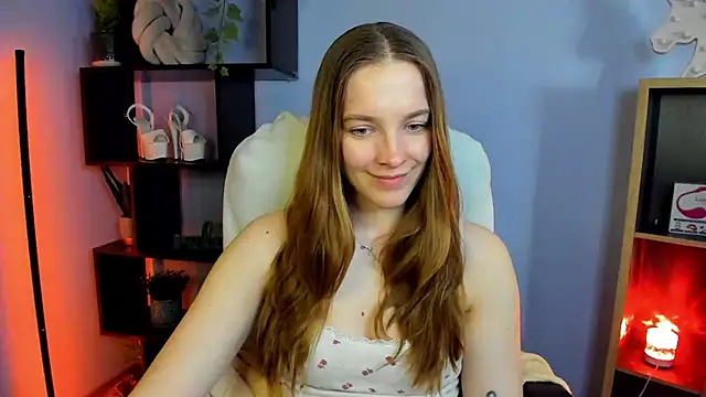 Snapshot of kenzie_x chatting on 03-10-25, 11:53 kenzie x online show from 03-10-25, 11:53