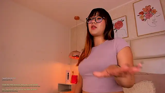 Snapshot of Aily_Yozuko chatting on 10-31-25, 02:34 Aily Yozuko online show from 10-31-25, 02:34