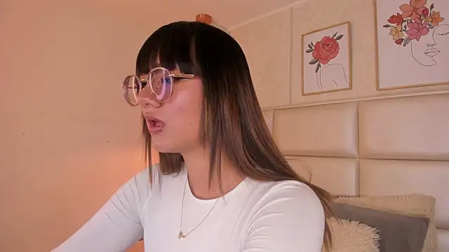 Aily Yozuko online show from 03-25-26, 02:39