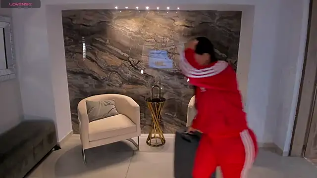 Snapshot of AngelicaVega chatting on 09-21-25, 05:03 AngelicaVega online show from 09-21-25, 05:03