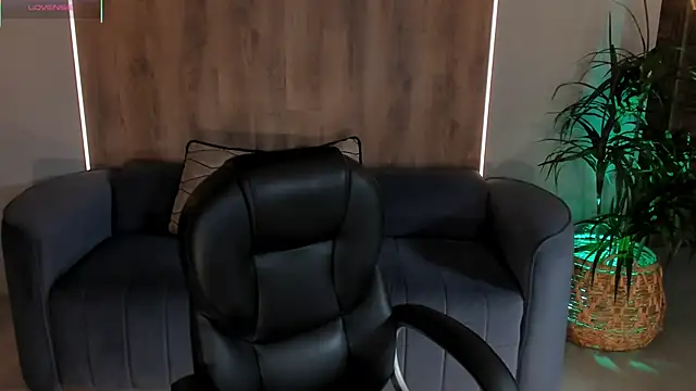 Snapshot of AngelicaVega chatting on 10-29-25, 07:26 AngelicaVega online show from 10-29-25, 07:26