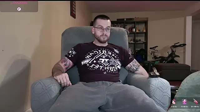 Snapshot of JayXCee_Official chatting on 05-25-26, 01:55 JayXCee Official online show from 05-25-26, 01:55