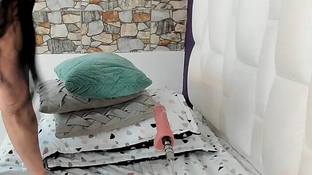 brithanyadams23 online show from 09-14-25, 02:22