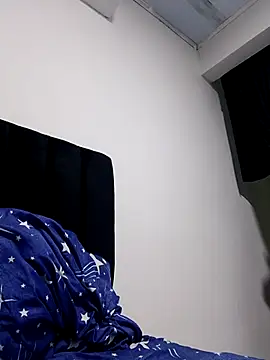 Liancy online show from 04-16-26, 02:23