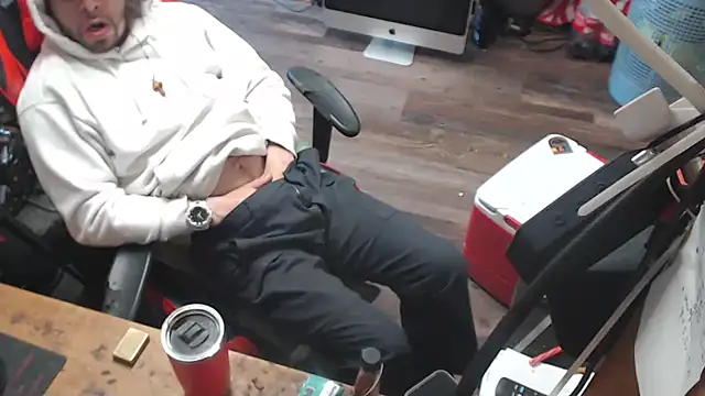 tongueispowerr6d9 online show from 04-12-26, 10:48