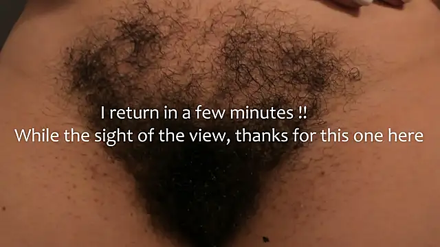 Snapshot of Im_coco chatting on 10-28-25, 11:29 Im coco online show from 10-28-25, 11:29