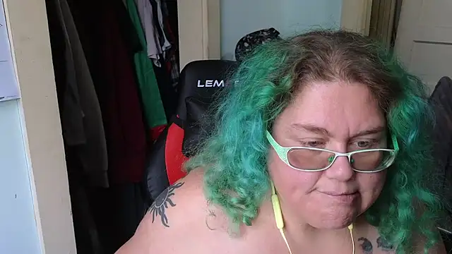 EmberCum online show from 11-22-25, 05:01