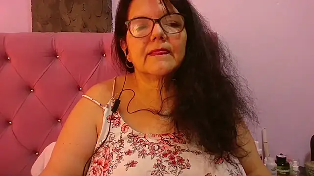 kassandra02 online show from 06-11-26, 02:15