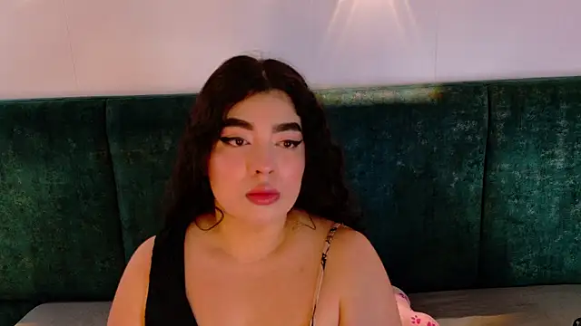 AgathaLynx online show from 11-27-25, 10:39