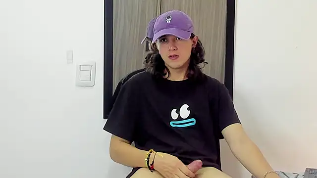 Snapshot of alex_connorr chatting on 01-29-25, 07:00 alex connorr online show from 01-29-25, 07:00