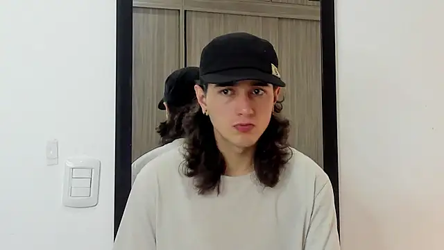 Snapshot of alex_connorr chatting on 02-03-25, 05:14 alex connorr online show from 02-03-25, 05:14