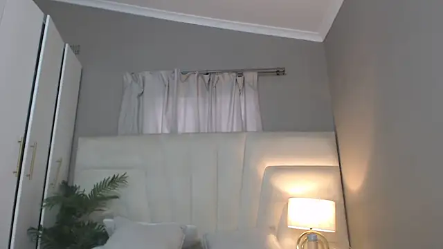 naughtyblackdolie online show from 11-20-25, 05:18