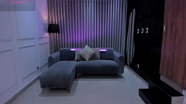 Anna parkker  online show from 03-12-25, 11:09