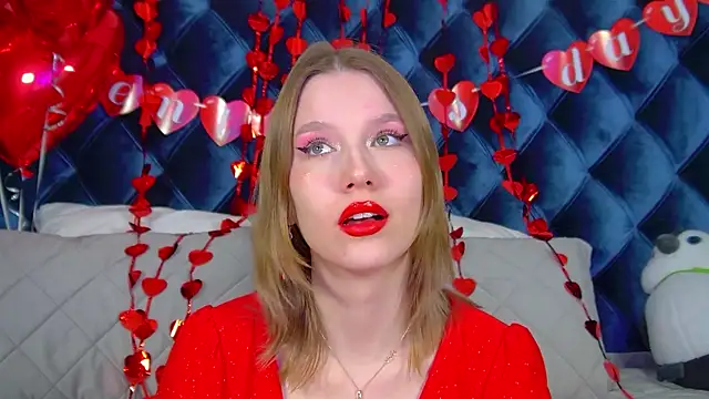 LiliLinn online show from 02-14-26, 05:04