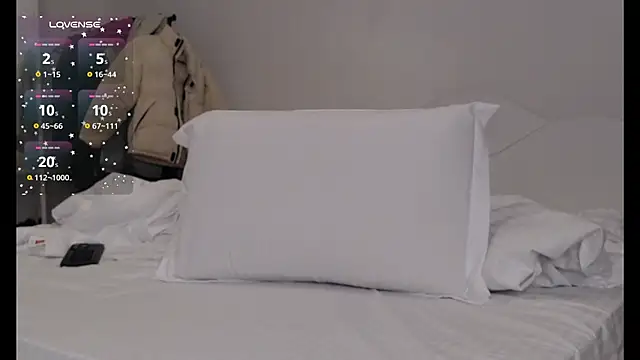 Snapshot of TattedCurls chatting on 02-22-25, 02:28 TattedCurls online show from 02-22-25, 02:28