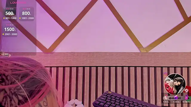 NinaInk online show from 12-19-25, 01:18