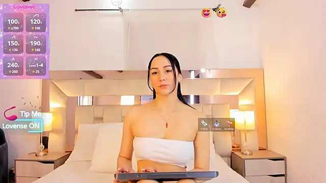 hazel ross tcw online show from 04-24-26, 02:19