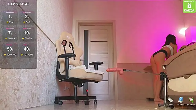 Katy perry  online show from 12-01-25, 06:18