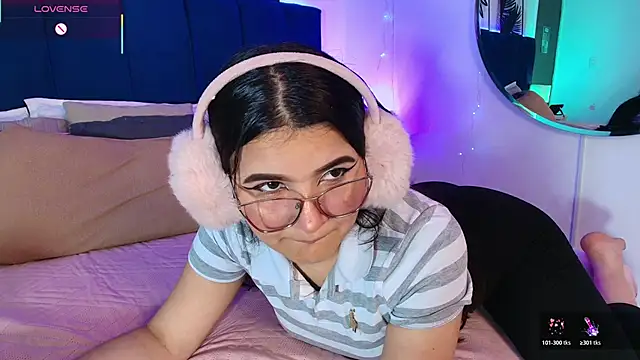 Snapshot of Tifanny_grey chatting on 11-07-25, 07:47 Tifanny grey online show from 11-07-25, 07:47