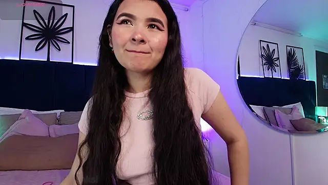 Snapshot of Tifanny_grey chatting on 11-11-25, 07:47 Tifanny grey online show from 11-11-25, 07:47