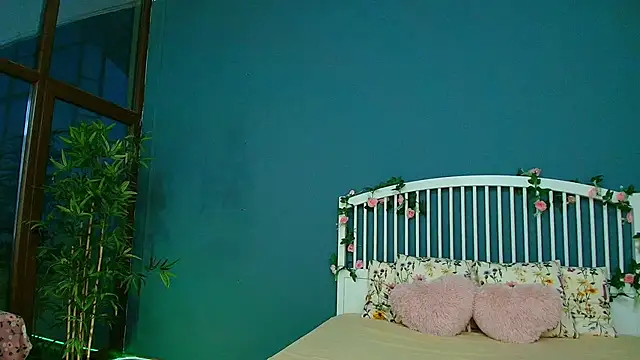 Snapshot of AlicePirs chatting on 02-17-26, 05:15 AlicePirs online show from 02-17-26, 05:15