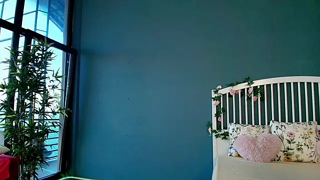 AlicePirs online show from 07-29-26, 04:21