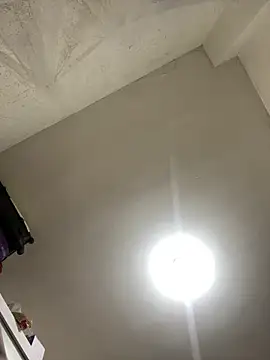 Indiazinhax online show from 01-06-26, 11:36