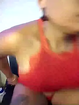 Snapshot of Camille_rose_ chatting on 01-18-25, 10:06 Camille rose online show from 01-18-25, 10:06