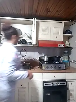 Snapshot of Camille_rose_ chatting on 09-27-25, 12:10 Camille rose online show from 09-27-25, 12:10