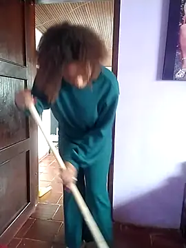 Snapshot of Camille_rose_ chatting on 10-06-25, 03:09 Camille rose online show from 10-06-25, 03:09