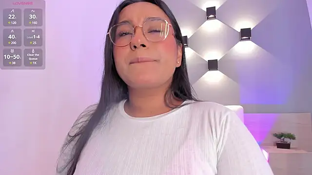 Snapshot of ellamontoya chatting on 03-11-25, 04:21 ellamontoya online show from 03-11-25, 04:21