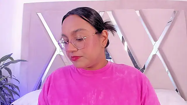 Snapshot of ellamontoya chatting on 03-16-26, 11:58 ellamontoya online show from 03-16-26, 11:58