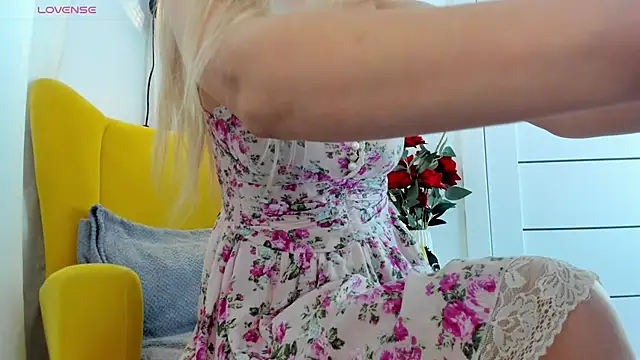 miissblonde online show from 02-22-26, 03:51