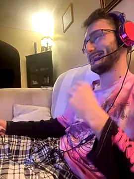 Snapshot of EE123458 chatting on 09-11-25, 07:25 EE123458 online show from 09-11-25, 07:25