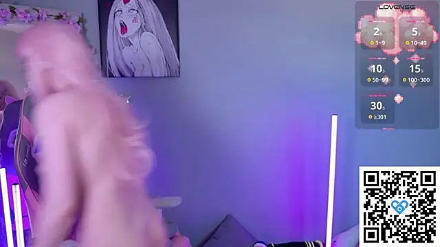 White kitty01 online show from 04-25-26, 01:41