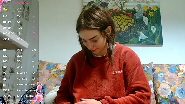 Sophie Bell online show from 01-08-25, 05:37