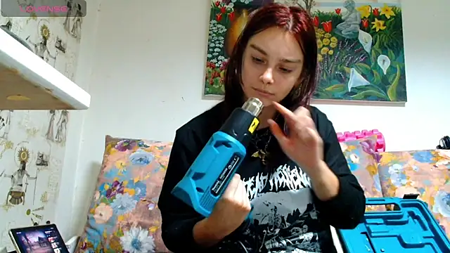 Sophie Bell online show from 01-29-25, 05:24