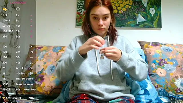 Sophie Bell online show from 02-13-25, 09:06