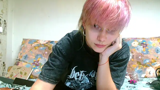 Sophie Bell online show from 06-13-26, 12:19