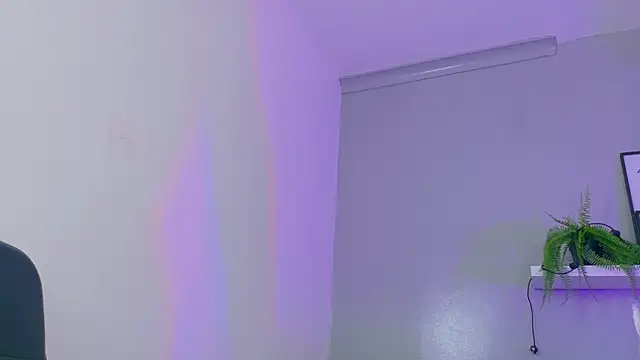 Snapshot of KendalMilleer chatting on 10-13-25, 10:15 KendalMilleer online show from 10-13-25, 10:15