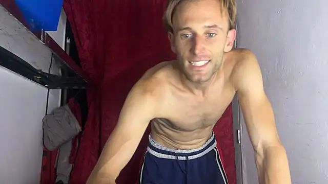 Snapshot of aquilesmade chatting on 09-24-25, 10:07 aquilesmade online show from 09-24-25, 10:07