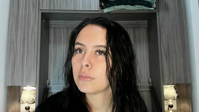 Snapshot of valerymeyerr chatting on 06-03-26, 11:35 valerymeyerr online show from 06-03-26, 11:35