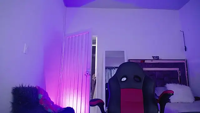 Snapshot of alejandrafitt chatting on 10-22-25, 09:25 alejandrafitt online show from 10-22-25, 09:25