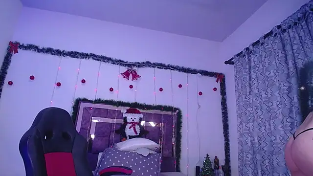 Snapshot of alejandrafitt chatting on 12-16-25, 04:06 alejandrafitt online show from 12-16-25, 04:06